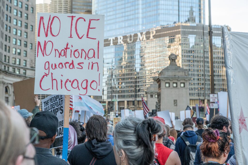 Redadas migratorias en Illinois: Dónde encontrar ayuda